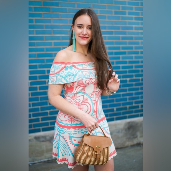 FOXIEDOX Winnie Off The Shoulder Dress - Picture 1 of 13